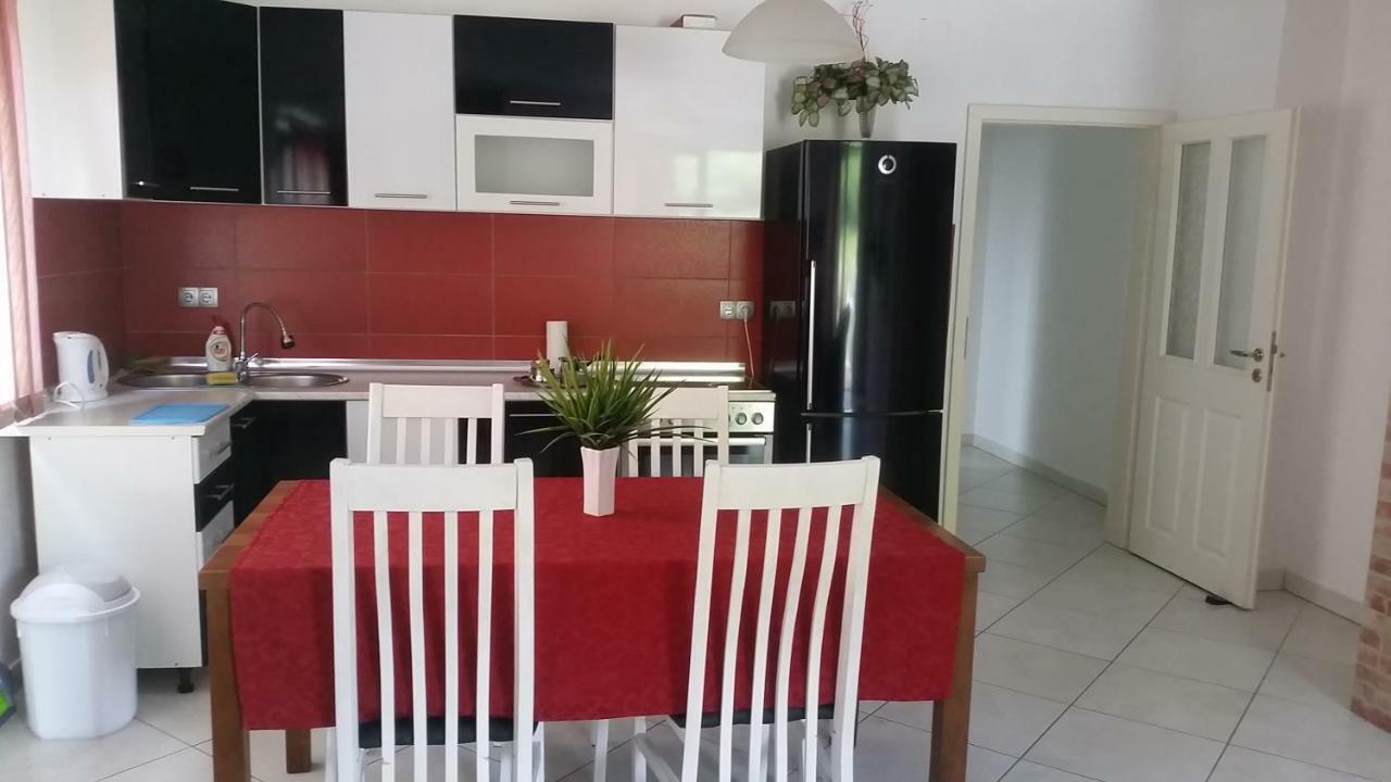 Apartmani Natura Sanski Most Eksteriør billede