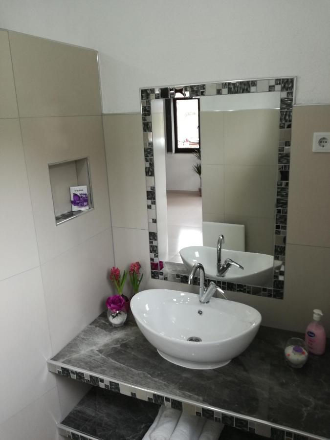 Apartmani Natura Sanski Most Eksteriør billede